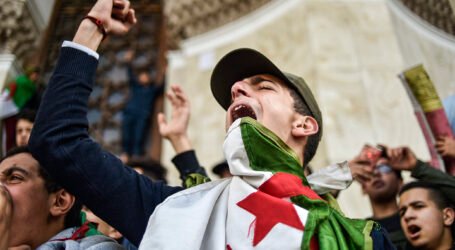 باحثون جامعيون يدعون لدراسات علمية في ضاهرة الحراك