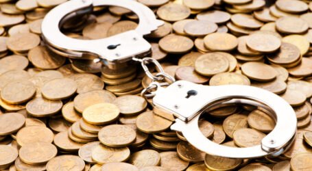 نجل جمال ولد عباس ومتهمين إثنين الحبس الإحتياطي