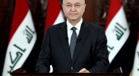 الرئيس العراقي يتحدى حلفاء إيران في البرلمان ويهدد بالاستقالة